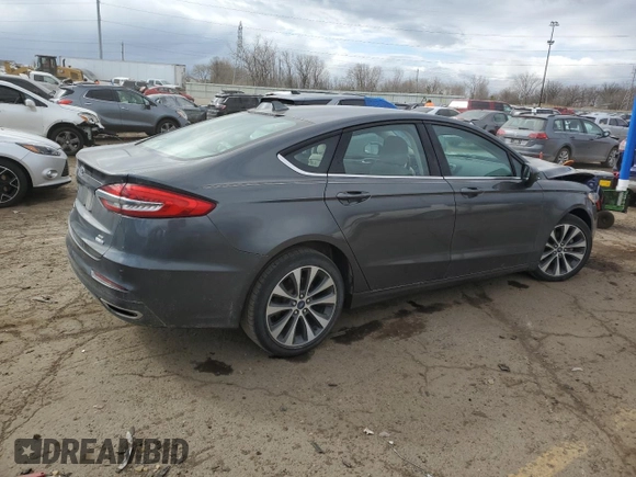 2020 Ford Fusion SE with VIN 3FA6P0T99LR261024, listed as a Copart auction lot 52929595 with 55,555 mi miles and Non repairable. Bid and sale history available at DreamBid. Image 3.