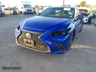 2021 Lexus ES with VIN 58AHZ1B17MU096457, listed as a IAAI auction lot 41401292 with 38,265 mi miles. Bid and sale history available at carsss.com. Image 18.