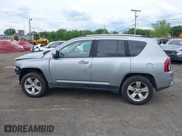 2017 Jeep Compass Latitude with VIN 1C4NJDEB0HD112001, listed as a IAAI auction lot 42352409 with 151,352 mi miles and . Bid and sale history available at DreamBid. Image 14.