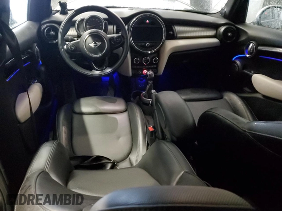 2017 MINI Hardtop 4 Door Cooper S z VIN WMWXU3C33H2F49198, wystawiony jako Copart lot #45210935 z przebiegiem 139 332 mil mil oraz Szkody całkowita. Historia ofert i sprzedaży dostępna na DreamBid. Obrazek 8.