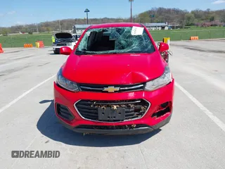 2020 Chevrolet Trax LS с VIN KL7CJKSB9LB353721, выставлен на аукционе IAAI как лот 41987811 с пробегом Не указан миль и . История ставок и продаж доступна на DreamBid. Изображение 12.