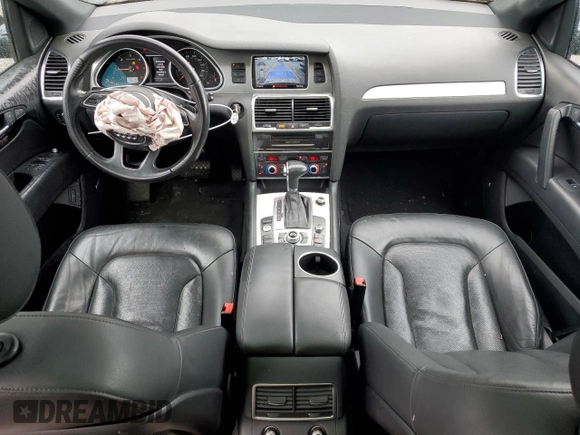 2013 Audi Q7 Prestige with VIN WA1WMAFE3DD015379, listed as a Copart auction lot 77213144 with 111,033 mi miles and Salvage title. Bid and sale history available at DreamBid. Image 8.