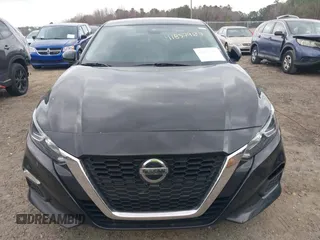 2021 Nissan Altima 2.5 S with VIN 1N4BL4BV4MN418768, listed as a IAAI auction lot 41837907 with 104,080 mi miles. Bid and sale history available at carsss.com. Image 13.