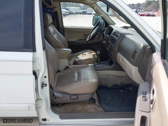 2000 Mitsubishi Montero Sport LS with VIN JA4LS31H3YP019510, listed as a IAAI auction lot 41795000 with 1 mi miles. Bid and sale history available at carsss.com. Image 5.