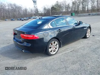 2019 Jaguar XE 25t with VIN SAJAR4FX2KCP52632, listed as a IAAI auction lot 41585317 with 1 mi miles. Bid and sale history available at carsss.com. Image 4.