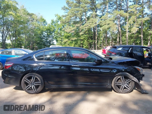 2017 Honda Accord Touring z VIN 1HGCR3F97HA044885, wystawiony jako IAAI lot #42603354 z przebiegiem 175 110 mil mil oraz . Historia ofert i sprzedaży dostępna na DreamBid. Obrazek 13.
