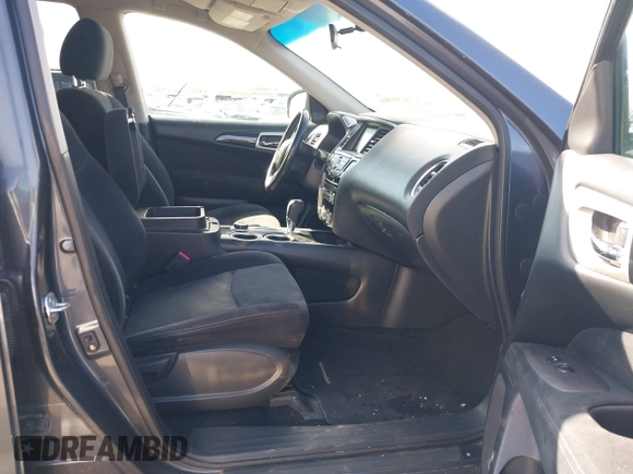 2013 Nissan Pathfinder SV with VIN 5N1AR2MM7DC629659, listed as a IAAI auction lot 41584506 with 213,884 mi miles. Bid and sale history available at carsss.com. Image 5.