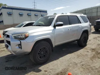 2014 Toyota 4Runner Limited with VIN JTEBU5JR6E5161014, listed as a Copart auction lot 60613055 with 146,756 mi miles and Salvage title. Bid and sale history available at DreamBid. Image 1.