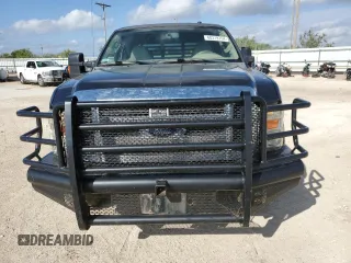 2008 Ford F-250 XL z VIN 1FTSW21Y58ED11476, wystawiony jako Copart lot #60219754 z przebiegiem 68 170 mil mil oraz Czysty tytuł • Clean title. Historia ofert i sprzedaży dostępna na DreamBid. Obrazek 5.