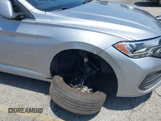 2022 Volkswagen Jetta SE с VIN 3VW7M7BU6NM004308, выставлен на аукционе IAAI как лот 42500472 с пробегом 47 717 миль миль и . История ставок и продаж доступна на DreamBid. Изображение 17.