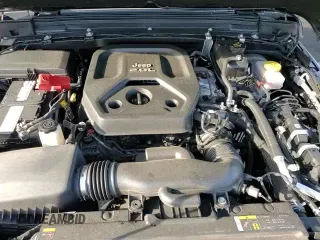 2021 Jeep Wrangler Unlimited Sahara Altitude z VIN 1C4HJXEN4MW514708, wystawiony jako Copart lot #53939635 z przebiegiem 60 161 mil mil oraz Szkoda całkowita • Salvage title. Historia ofert i sprzedaży dostępna na DreamBid. Obrazek 14.