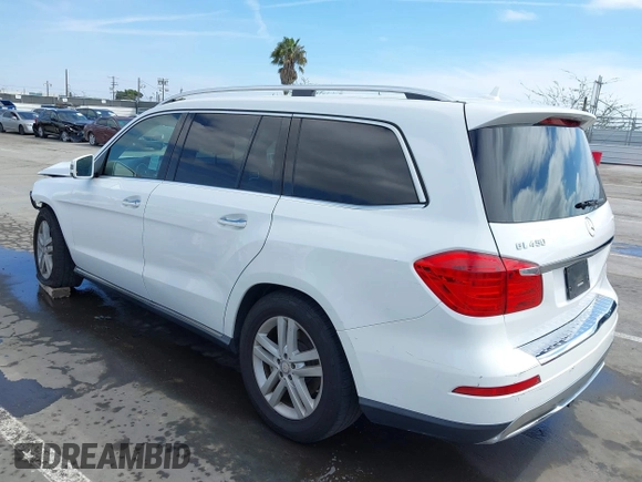 2015 Mercedes-Benz GL-Class GL 450 with VIN 4JGDF6EEXFA597082, listed as a IAAI auction lot 41882798 with 94,340 mi miles. Bid and sale history available at carsss.com. Image 3.