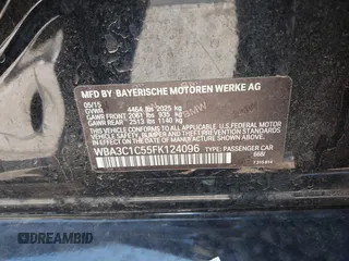 2015 BMW 3 Series 328i with VIN WBA3C1C55FK124096, listed as a IAAI auction lot 40127884 with Not Provided miles and . Bid and sale history available at carsss.com. Image 9.