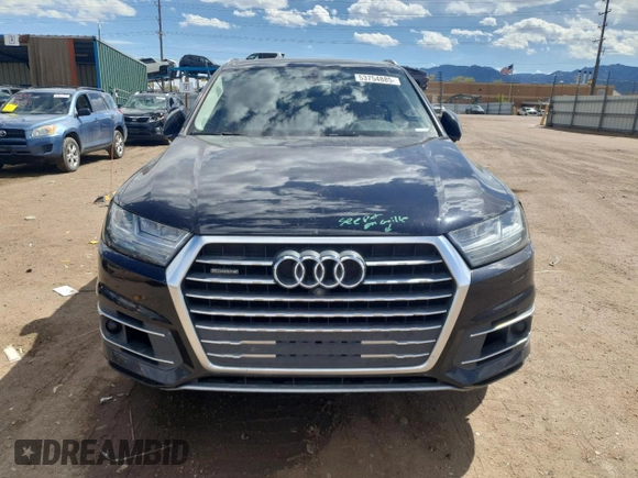 2017 Audi Q7 Premium Plus z VIN WA1LAAF71HD009745, wystawiony jako Copart lot #53754885 z przebiegiem 129 993 mil mil oraz Szkoda całkowita • Salvage title. Historia ofert i sprzedaży dostępna na DreamBid. Obrazek 5.
