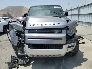 2023 Land Rover Defender S with VIN SALEJ7EX9P2225543, listed as a Copart auction lot 58923035 with 30,908 mi miles and Clean title. Bid and sale history available at DreamBid. Image 5.