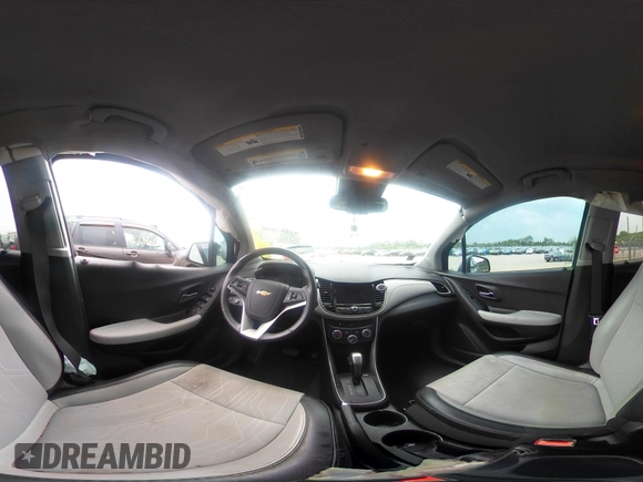 2020 Chevrolet Trax LT with VIN 3GNCJLSB9LL302685, listed as a IAAI auction lot 42497808 with 38,089 mi miles and . Bid and sale history available at DreamBid. Image 18.