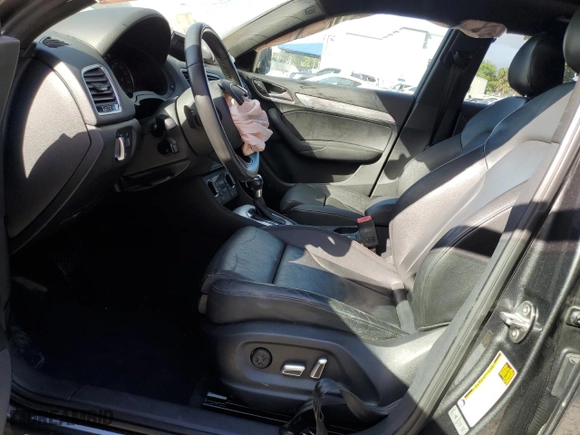 2018 Audi Q3 Premium with VIN WA1BCCFS5JR019211, listed as a Copart auction lot 42600655 with 74,643 mi miles and Salvage Title. Bid and sale history available at carsss.com. Image 7.