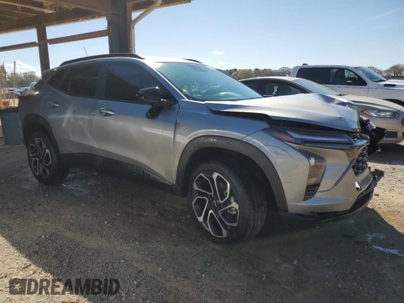2024 Chevrolet Trax 2RS with VIN KL77LJE20RC126048, listed as a Copart auction lot 50442625 with 23,819 mi miles and Salvage Title. Bid and sale history available at DreamBid. Image 4.