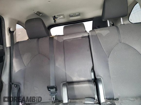 2020 Toyota Highlander LE z VIN 5TDBZRBH2LS502483, wystawiony jako Copart lot #61066535 z przebiegiem 126 820 mil mil oraz Szkoda całkowita • Salvage title. Historia ofert i sprzedaży dostępna na DreamBid. Obrazek 10.