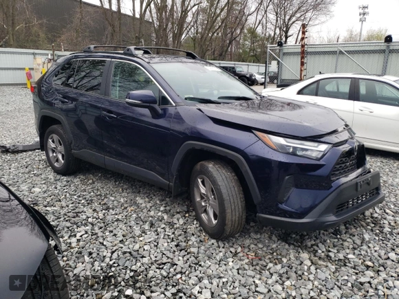 2023 Toyota RAV4 XLE with VIN 2T3P1RFV1PW363786, listed as a Copart auction lot 53697715 with 8,220 mi miles and Salvage title. Bid and sale history available at DreamBid. Image 4.