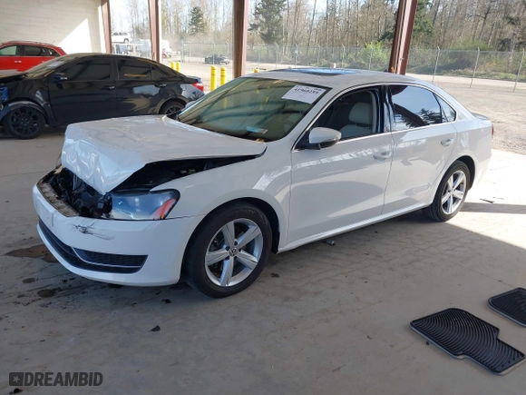 2012 Volkswagen Passat SE w/Sunroof with VIN 1VWBP7A32CC025052, listed as a IAAI auction lot 41960259 with 46,478 mi miles. Bid and sale history available at carsss.com. Image 17.