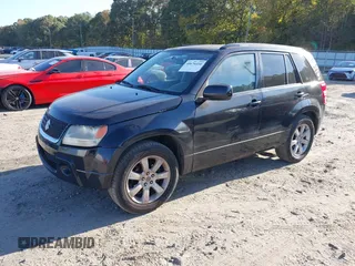 2011 Suzuki Grand Vitara Limited z VIN JS3TE0D72B4100152, wystawiony jako IAAI lot #40676416 z przebiegiem 193 097 mil mil oraz . Historia ofert i sprzedaży dostępna na DreamBid. Obrazek 17.