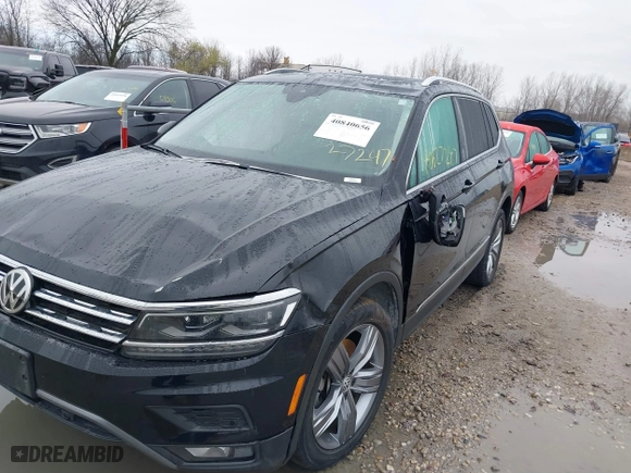 2019 Volkswagen Tiguan SEL Premium with VIN 3VV4B7AXXKM053709, listed as a IAAI auction lot 40840656 with 60,970 mi miles. Bid and sale history available at carsss.com. Image 6.