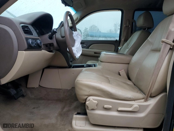 2009 Chevrolet Tahoe LT w/1LT with VIN 1GNFK23049R291646, listed as a Copart auction lot 83573744 with 158,508 mi miles and Salvage Title. Bid and sale history available at carsss.com. Image 7.