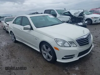 2012 Mercedes-Benz E 350 Luxury с VIN WDDHF8JB8CA569070, выставлен на аукционе IAAI как лот 42383072 с пробегом 101 751 миль миль и . История ставок и продаж доступна на DreamBid. Изображение 1.