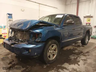 2008 Dodge Dakota Laramie with VIN 1D7HW58N08S637068, listed as a IAAI auction lot 41542177 with 171,058 mi miles. Bid and sale history available at carsss.com. Image 2.