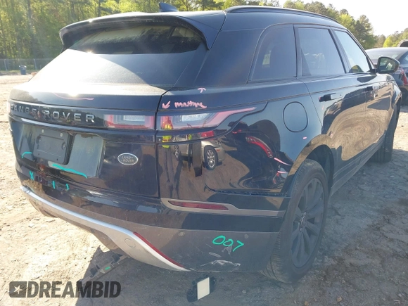 2019 Land Rover Range Rover Velar R-Dynamic SE with VIN SALYL2EX7KA784128, listed as a IAAI auction lot 41929807 with 62,401 mi miles. Bid and sale history available at carsss.com. Image 4.