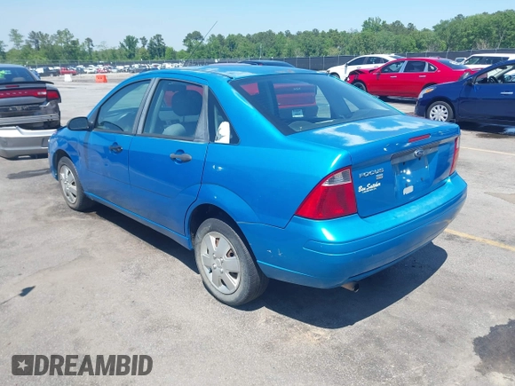 2007 Ford Focus S with VIN 1FAFP34N57W150972, listed as a IAAI auction lot 42135339 with 130,098 mi miles and . Bid and sale history available at carsss.com. Image 3.