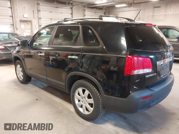 2011 Kia Sorento LX with VIN 5XYKT3A10BG182823, listed as a IAAI auction lot 41871711 with 207,844 mi miles. Bid and sale history available at carsss.com. Image 3.
