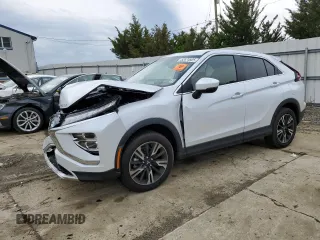 2024 Mitsubishi Eclipse Cross SE z VIN JA4ATWAA9RZ069181, wystawiony jako Copart lot #52674925 z przebiegiem 7522 mil mil oraz Szkody całkowita. Historia ofert i sprzedaży dostępna na DreamBid. Obrazek 1.