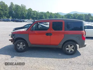 2004 Honda Element EX with VIN 5J6YH28584L026108, listed as a IAAI auction lot 42391346 with 285,776 mi miles and . Bid and sale history available at DreamBid. Image 14.