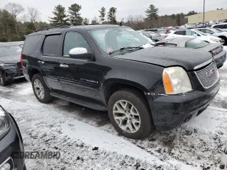 2008 GMC Yukon SLT w/4SB with VIN 1GKFK13028R120139, listed as a Copart auction lot 84847694 with 273,431 mi miles and Salvage Title. Bid and sale history available at carsss.com. Image 4.