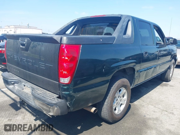 2003 Chevrolet Avalanche with VIN 3GNEC13T03G243761, listed as a IAAI auction lot 42164429 with 197,951 mi miles and . Bid and sale history available at DreamBid. Image 4.