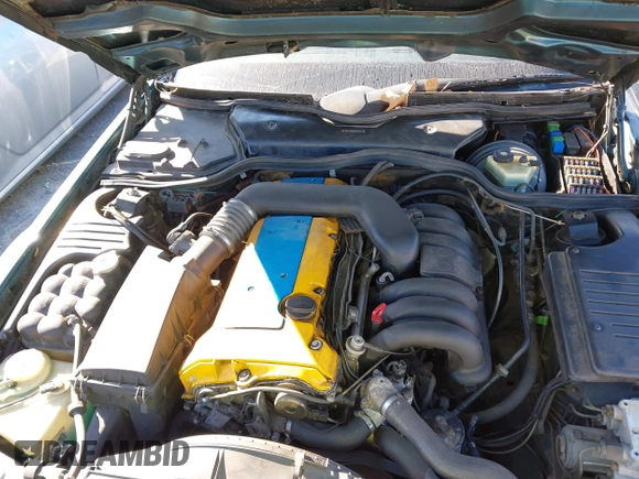 1995 Mercedes-Benz SL with VIN WDBFA63E5SF117797, listed as a IAAI auction lot 41650927 with Not provided miles and . Bid and sale history available at DreamBid. Image 10.