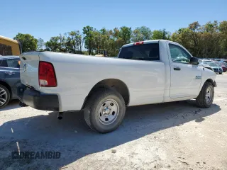 2017 Ram 1500 Tradesman z VIN 3C6JR6DG9HG510771, wystawiony jako Copart lot #48733725 z przebiegiem 114 065 mil mil oraz Szkoda całkowita • Salvage title. Historia ofert i sprzedaży dostępna na DreamBid. Obrazek 3.