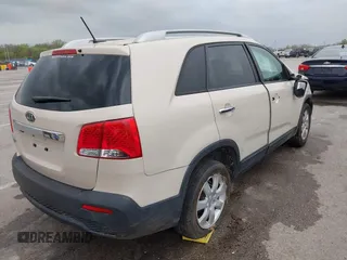 2011 Kia Sorento LX with VIN 5XYKT3A15BG048499, listed as a IAAI auction lot 41931974 with 164,221 mi miles and . Bid and sale history available at DreamBid. Image 4.