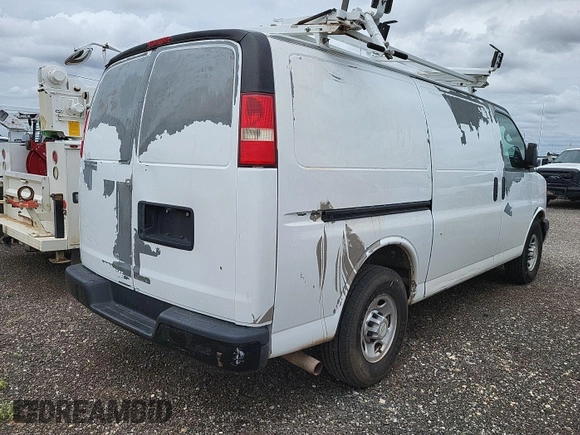 2010 Chevrolet Express Cargo with VIN 1GCZGFBA7A1166586, listed as a IAAI auction lot 42670844 with 161,614 mi miles and . Bid and sale history available at DreamBid. Image 30.