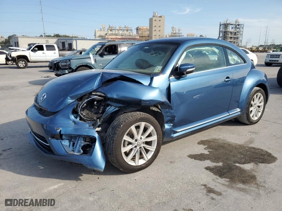 2019 Volkswagen Beetle SE with VIN 3VWJD7AT3KM719413, listed as a Copart auction lot 68978734 with 37,017 mi miles and Salvage Title. Bid and sale history available at carsss.com. Image 1.