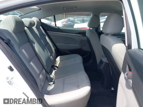 2017 Hyundai Elantra SE z VIN 5NPD74LF3HH097407, wystawiony jako IAAI lot #42216414 z przebiegiem 113 991 mil mil oraz . Historia ofert i sprzedaży dostępna na DreamBid. Obrazek 8.
