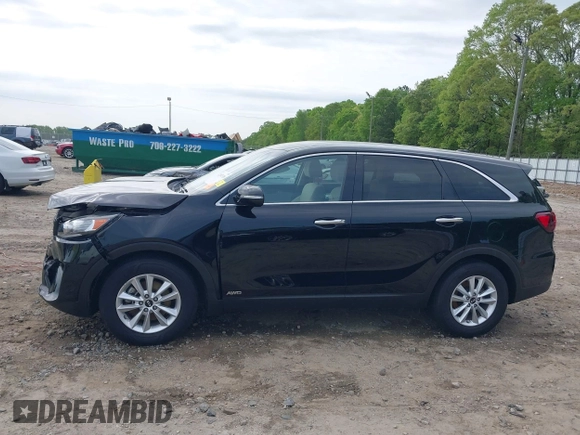 2019 Kia Sorento LX V6 with VIN 5XYPGDA55KG487091, listed as a IAAI auction lot 42007536 with 94,711 mi miles. Bid and sale history available at carsss.com. Image 14.