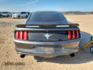 2017 Ford Mustang V6 z VIN 1FA6P8AM8H5208458, wystawiony jako Copart lot #60835695 z przebiegiem 74 987 mil mil oraz Czysty tytuł • Clean title. Historia ofert i sprzedaży dostępna na DreamBid. Obrazek 6.