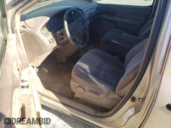 2001 Toyota Sienna LE with VIN 4T3ZF13C41U400383, listed as a Copart auction lot 47057865 with 271,432 mi miles and Salvage Title. Bid and sale history available at carsss.com. Image 8.