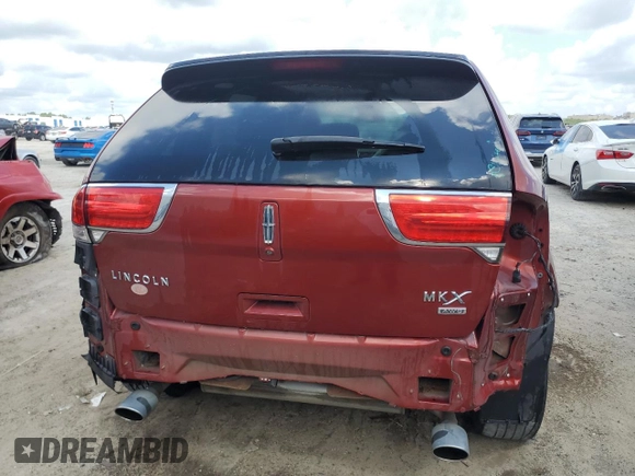 2014 Lincoln MKX with VIN 2LMDJ8JK1EBL15988, listed as a Copart auction lot 72380414 with 193,460 mi miles and Salvage Title. Bid and sale history available at DreamBid. Image 6.