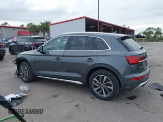 2023 Audi Q5 S line Premium Plus z VIN WA1EAAFY6P2161080, wystawiony jako IAAI lot #41282613 z przebiegiem 20 268 mil mil oraz . Historia ofert i sprzedaży dostępna na DreamBid. Obrazek 14.