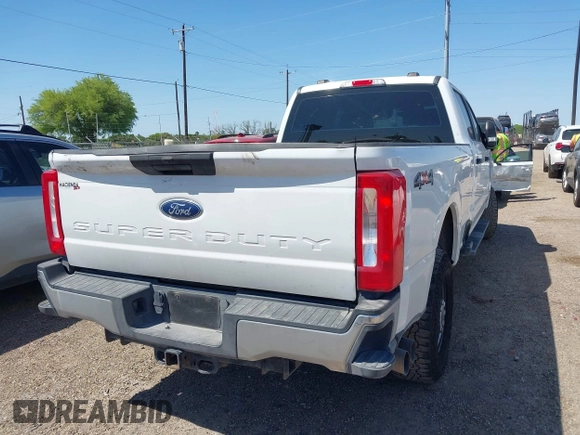 2023 Ford F-250 XL with VIN 1FT7W2BT2PEC30233, listed as a IAAI auction lot 41937400 with 162,574 mi miles and . Bid and sale history available at DreamBid. Image 4.