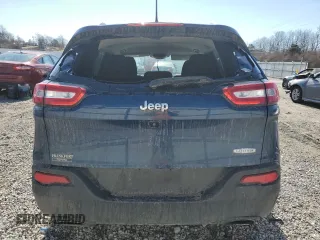 2018 Jeep Cherokee Latitude with VIN 1C4PJLCX6JD607780, listed as a Copart auction lot 47203755 with 135,242 mi miles and Salvage Title. Bid and sale history available at DreamBid. Image 6.